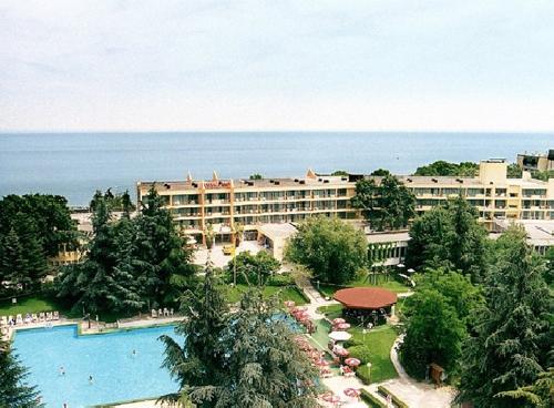 upload/200_Litoral-Nisipurile-de-Aur-Hotel-Ambasador3.jpg