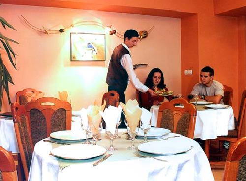 upload/233_OFERTA--MUNTE-Hotel-Eden-3--Brasov,-Predeal-_7.jpg