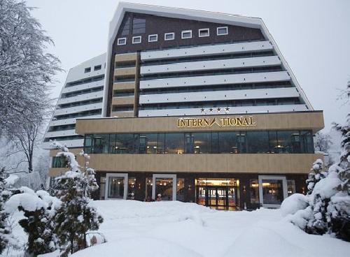 upload/234_OFERTA-SEJUR-5-NOPTI-Hotel-International-4-SINAIA1.jpg