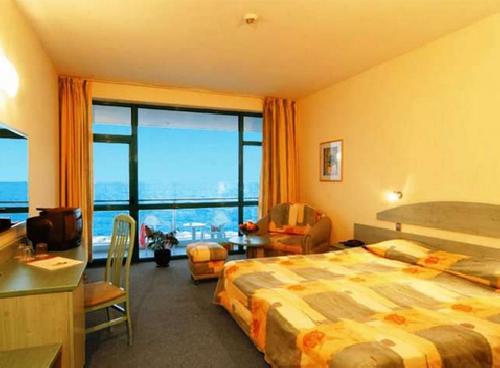 upload/304_Litoral-2013-Nisipurile-de-Aur-Hotel-Park-Hotel-Golden-Beach-4_5.jpg
