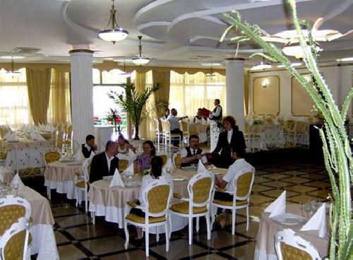 upload/317_Piatra-Neamt-Grand-Hotel-Ceahlau-Revelion-2014-4.jpg