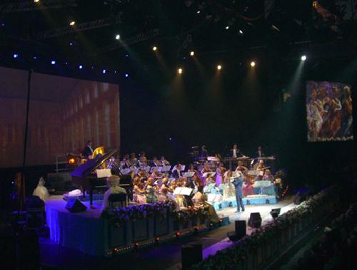 upload/325_Concert-Andre-Rieu-World-Stadium-Tour5.jpg
