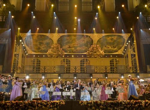 upload/325_Concert-Andre-Rieu-World-Stadium-Tour6.jpg