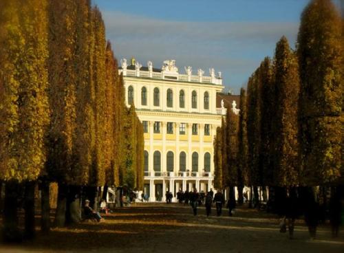 upload/329_Praga-2012---Orasul-de-Aur---BONUS--EXCURSIE-LA--KARLOVY--VARY-si--DRESDA7.jpg